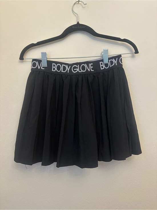 Body Glove Dresses & Skirts - Body Glove Pleated Athletic Skort Black Logo Waist Tennis Pickleball Size Small